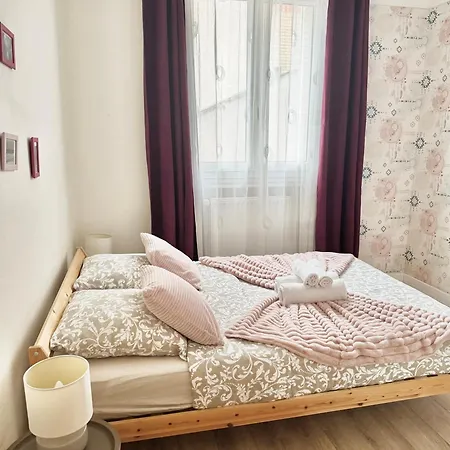 L'escapade Parisienne Apartment *